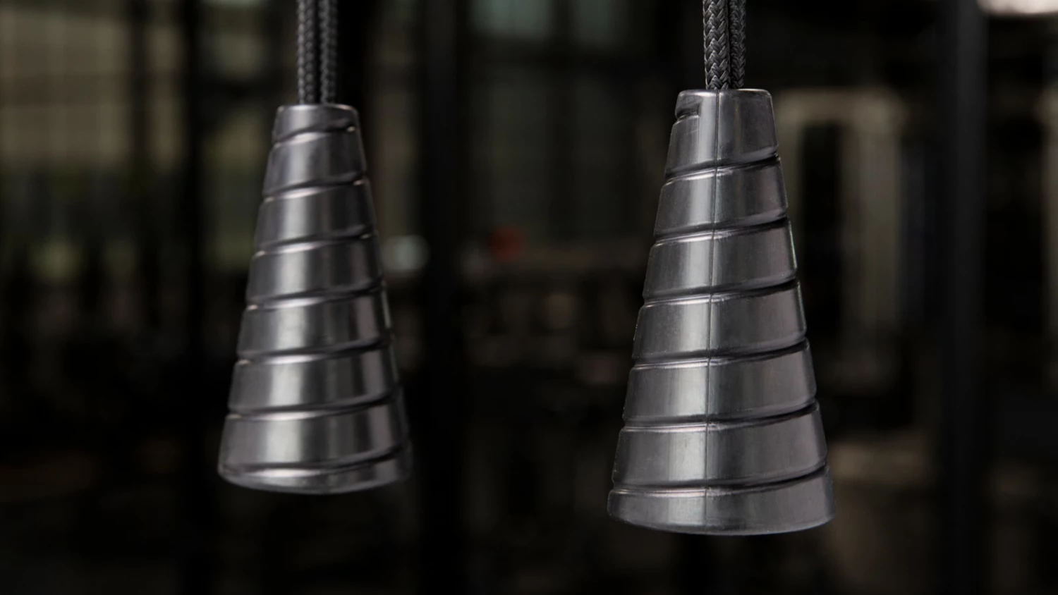 Dynepic Sports Spiral Strength Grips - Image 2