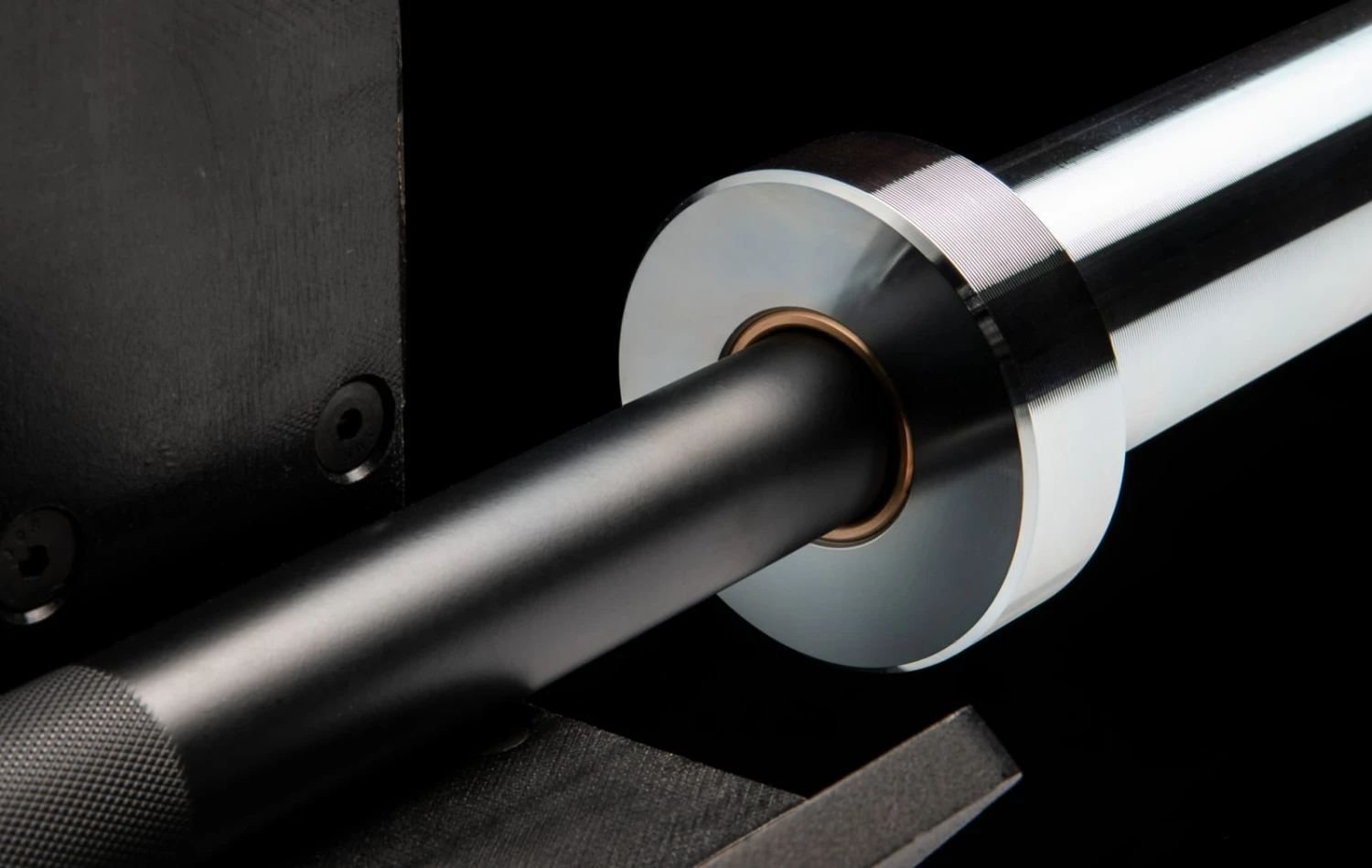 Rogue Fitness Rogue Rackable Curl Bar - Cerakote - Image 3