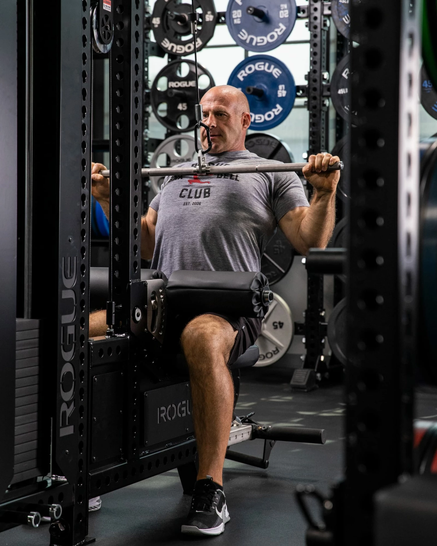 Rogue Fitness Rogue Stainless Straight Lat Bar - Image 2