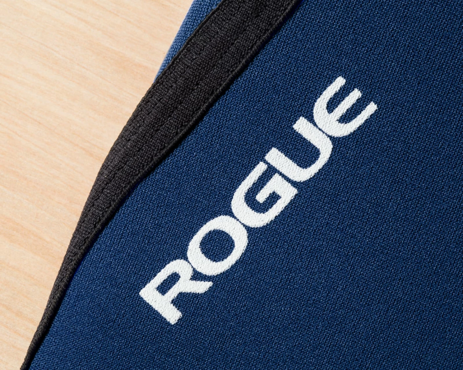 Rogue Fitness Rogue 3MM Knee Sleeve - Pair - Image 3