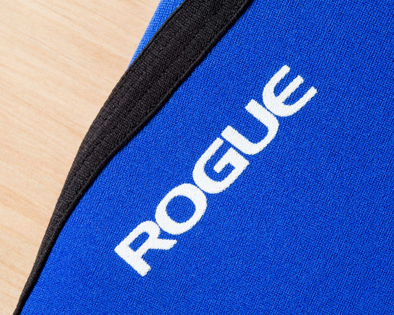 Rogue Fitness Rogue 3MM Knee Sleeve - Pair - Image 3